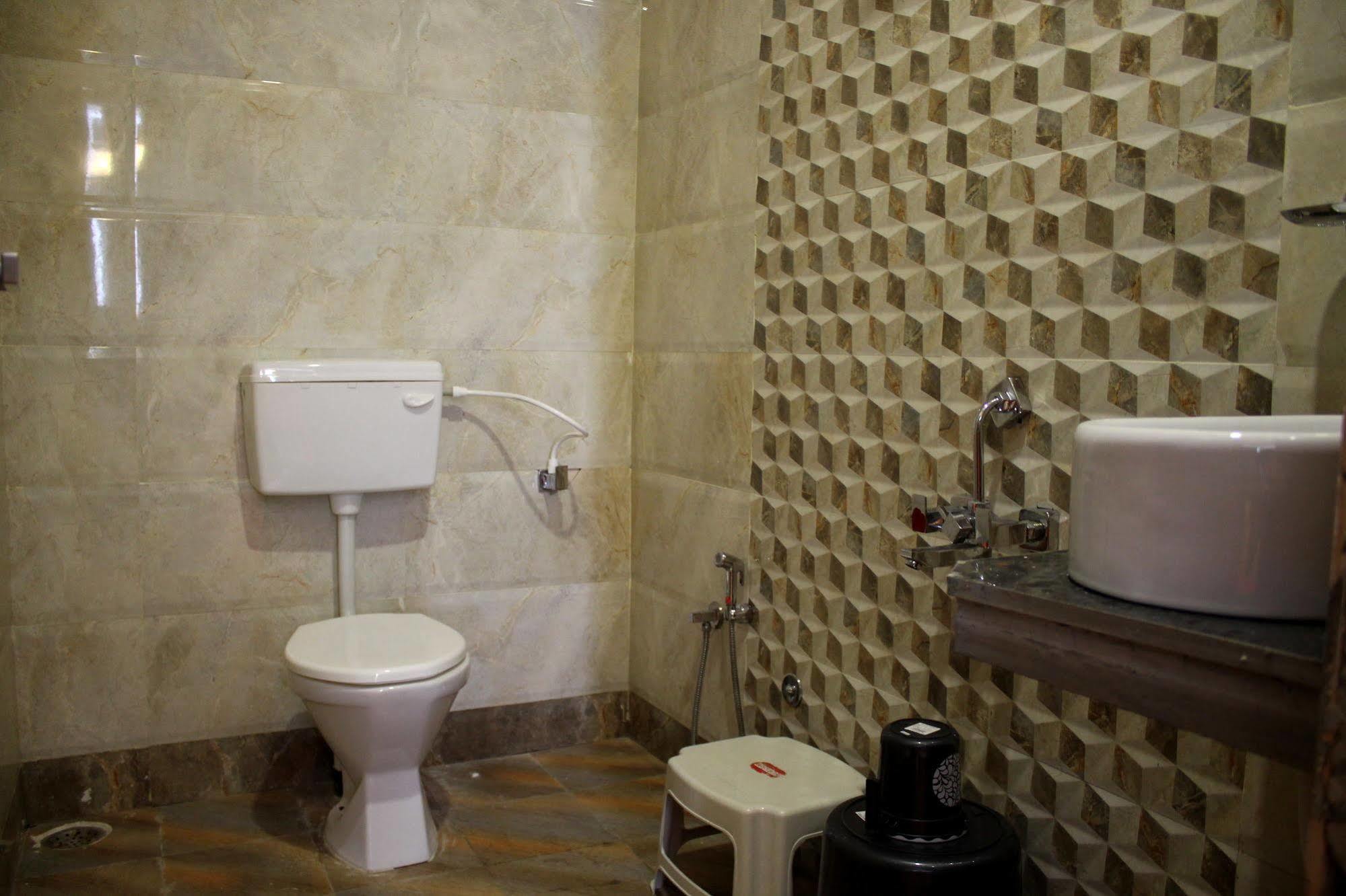 Hotel Malhar Palace Shirdi Eksteriør bilde