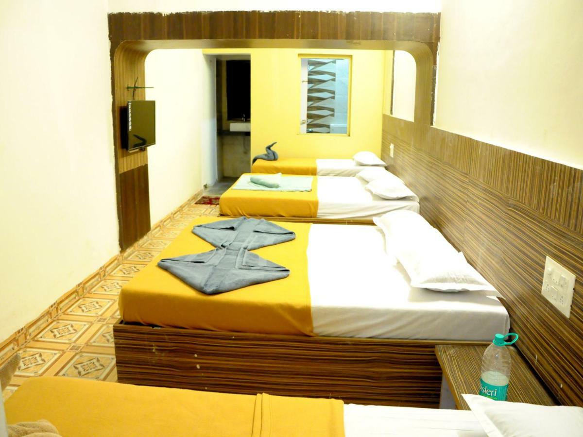 Hotel Malhar Palace Shirdi Eksteriør bilde