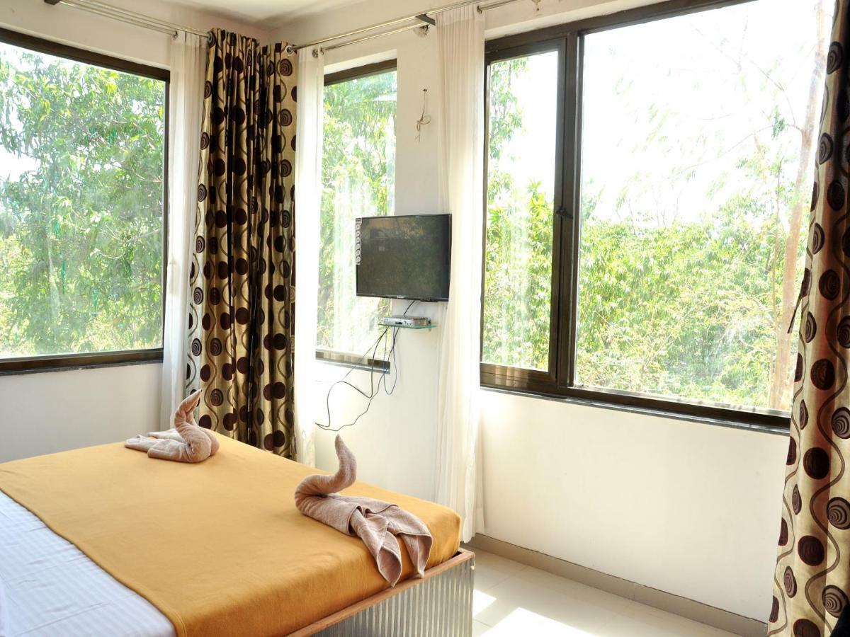 Hotel Malhar Palace Shirdi Eksteriør bilde