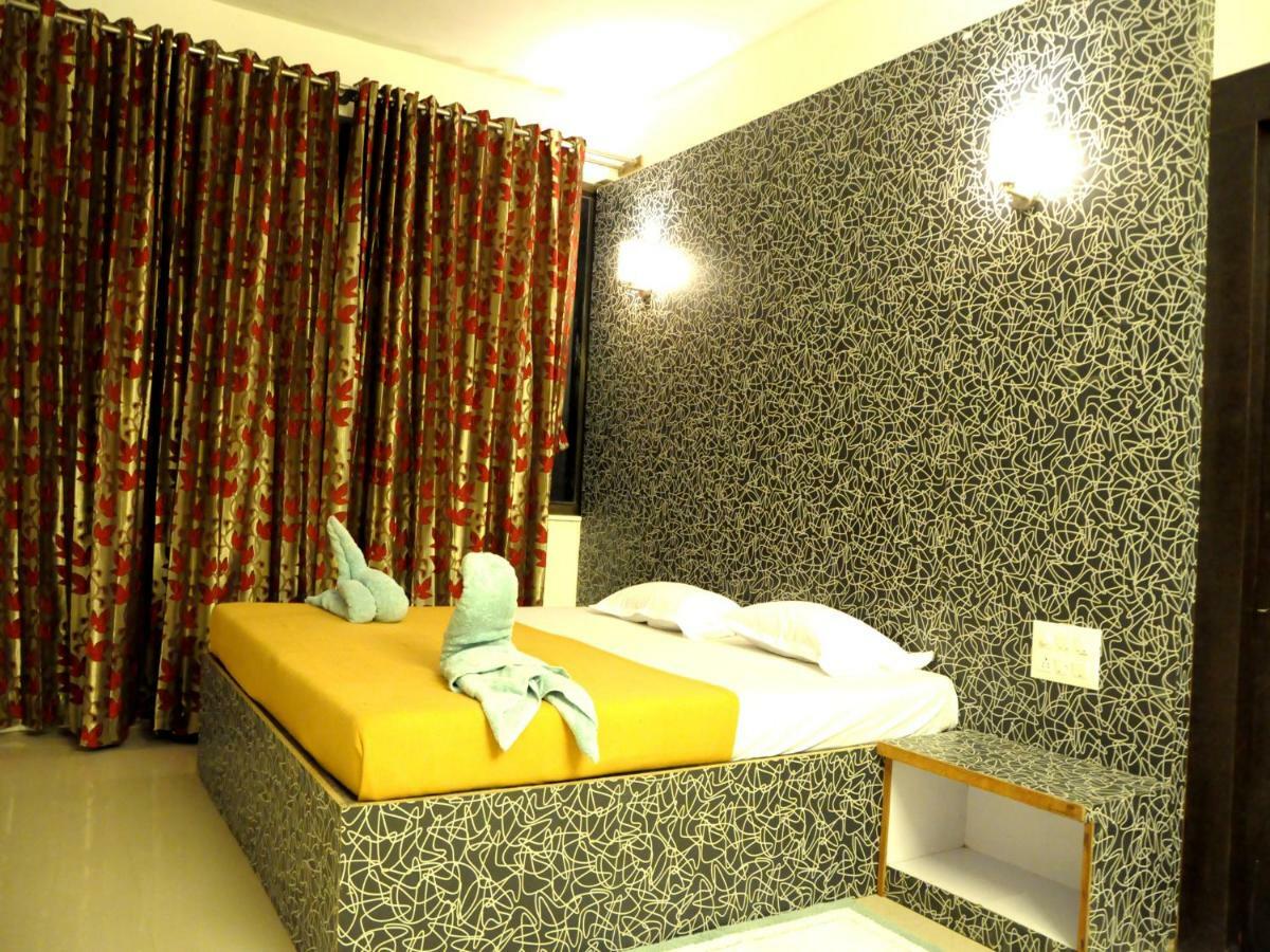 Hotel Malhar Palace Shirdi Eksteriør bilde