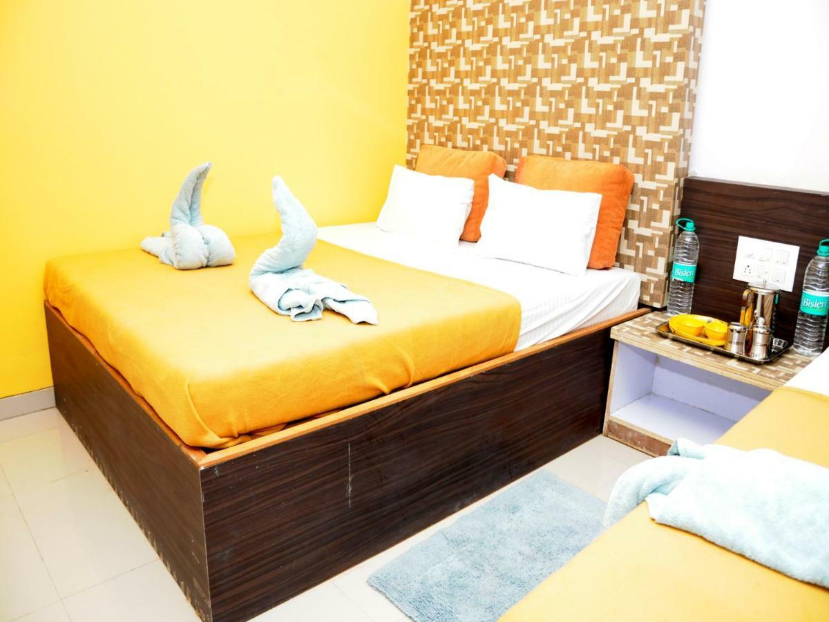 Hotel Malhar Palace Shirdi Eksteriør bilde